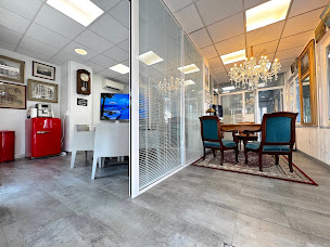 Photo n°4 de Tour Des Lacs Immobilier à Annecy (Agence immobilière)