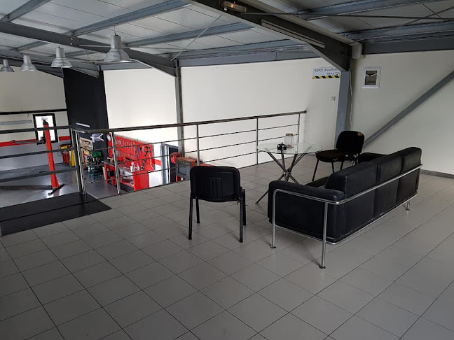 1ο χλμ, Επαρ.Οδ. Μοιρών - Πόμπιας, Μοίρες 704 00