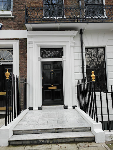 Precious Nails & Beauty - Marylebone