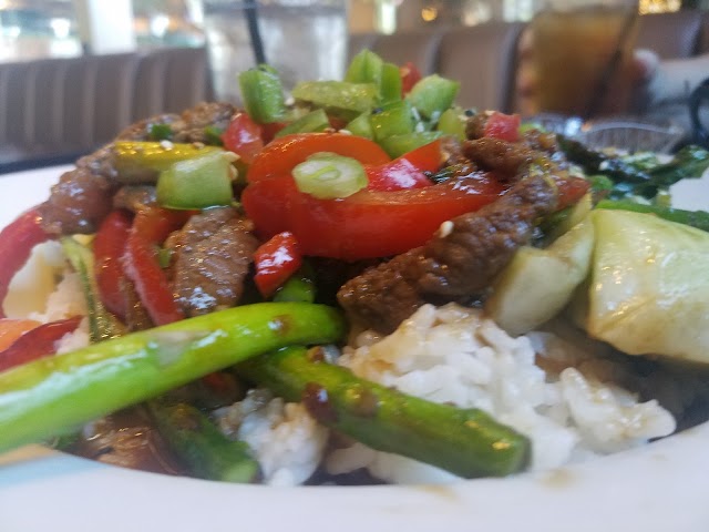 Paradise L.A. Restaurant & Bar
