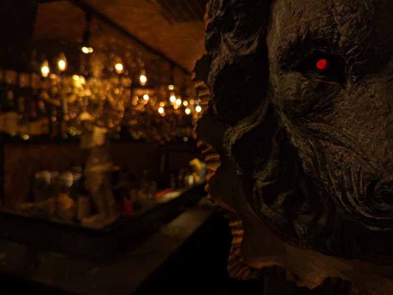 BAR & Gallery ハモニカトロス（ハモニカALBATROSS）