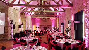 Photo n°7 de L Agence Tout Mix à Roissy-en-Brie (Cabine photographique)