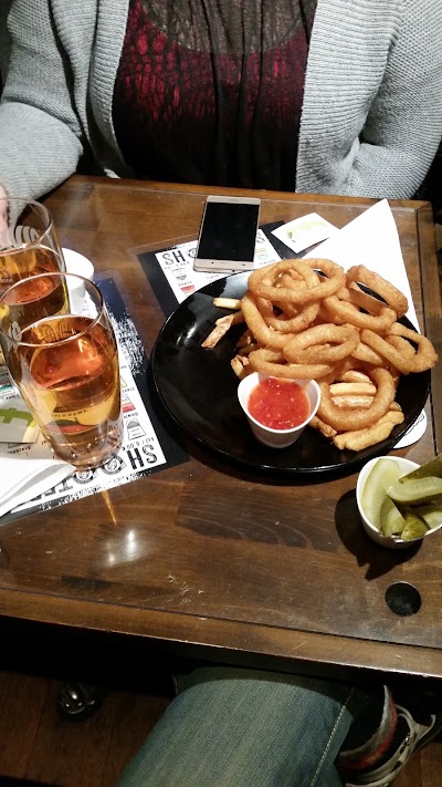 Photos of Pub Albert & Pub Eduard