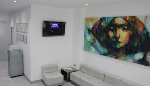 Dr. Juan Antonio Vargas-Machuca González, Dentista Gallery - Spain