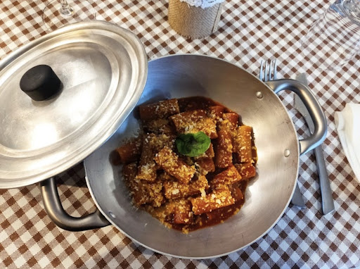 Pizzeria Trattoria La Taverna del Re a Capodimonte - Thumbnail