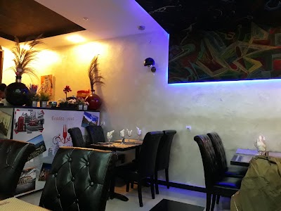 Photos of L'&eacute;chappatoire