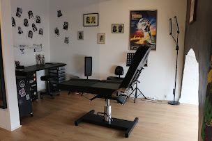 Photo n°11 de Le Phare Tatouagerie du Port à Clermont-Ferrand (Salon de tatouage et piercing)