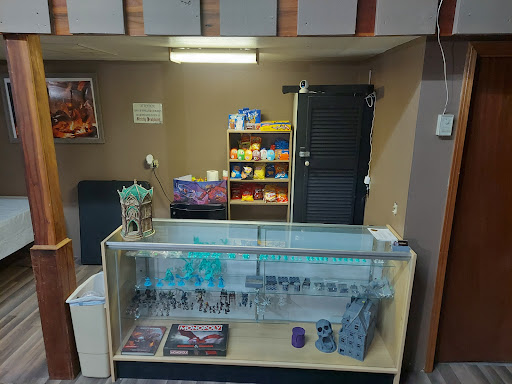 Small World Gaming Lounge - Thumbnail