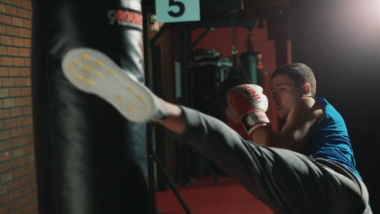 9Round photo 15