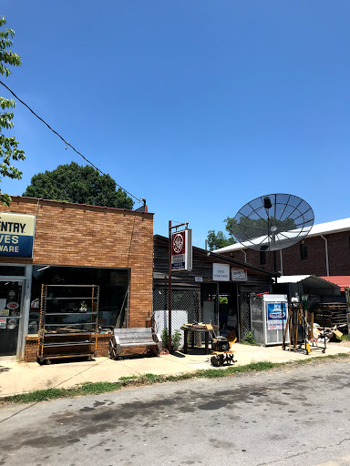 Reeves Hardware - Visual