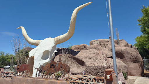 Longhorn Grill and Saloon - Thumbnail