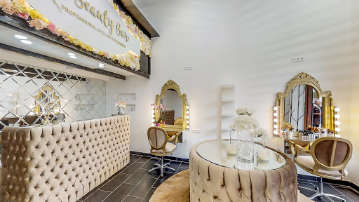 Glm's Beauty Bar - Thumbnail