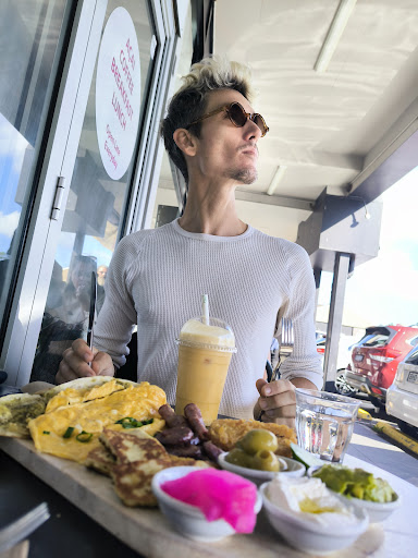 Jungle Berry Cafe - Thumbnail