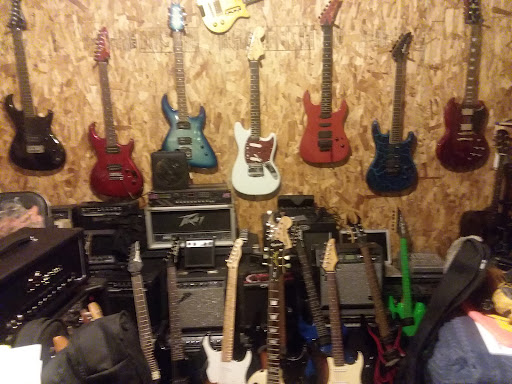 Stark's Guitars - Visual