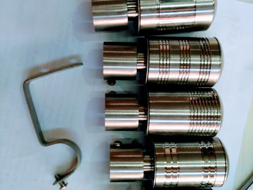 Ss curtain sockets
