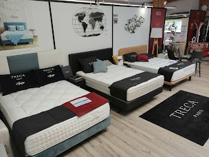 Photo n°9 de Literie Meubles Le Guellec à Plozévet (Magasin de linge de maison)