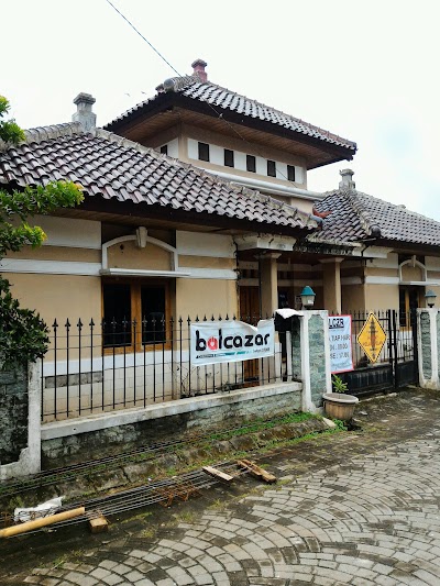 Photos of Balcazar Yi Cam Jogja