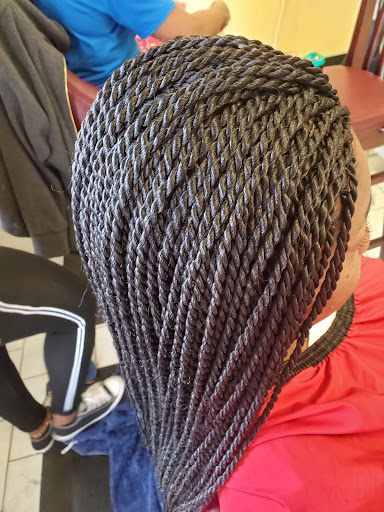 African Queens Hairbraiding - Thumbnail