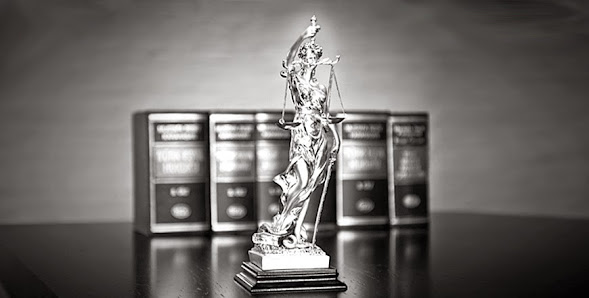 Thomas W. Gosselin, P.C. 321 James St #201, Geneva, IL 60134
