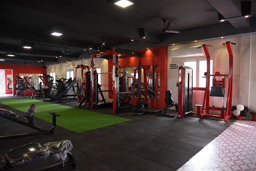 Mr & Mrs. Muscle’s Gym