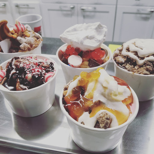 Malibu Frozen Yogurt - Thumbnail