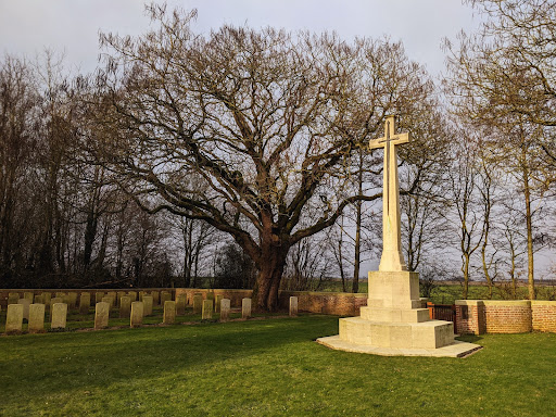 Foncquevillers Military Cemetery - Thumbnail
