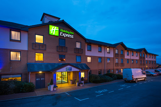Holiday Inn Express Swansea - East by IHG