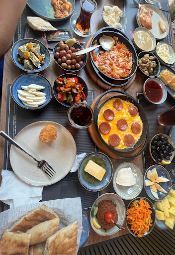 West Grill - Thumbnail