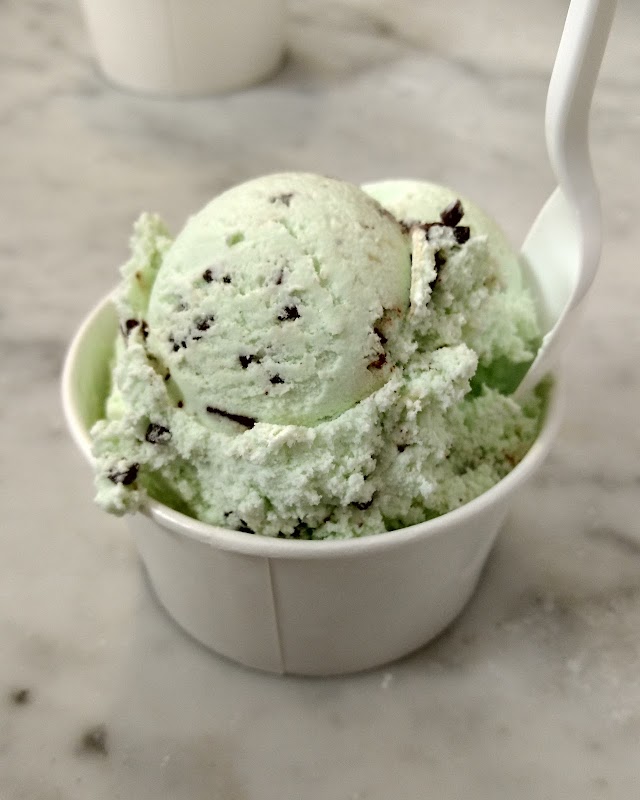 Bridgehampton Candy Kitchen