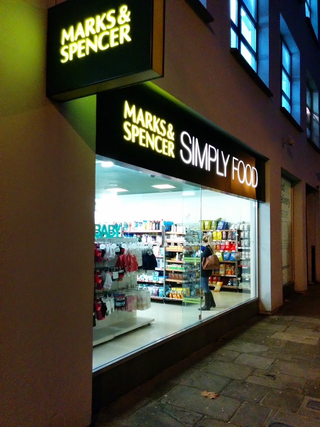M&S Fulham Island Simply Food
