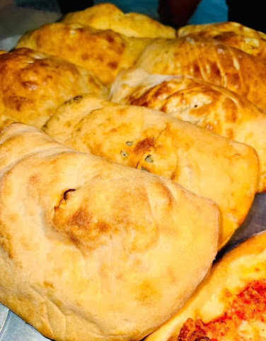 Dante's Pizza by null