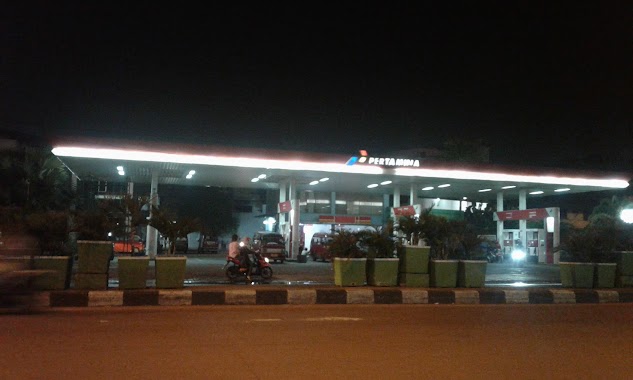 Setia Kawan Petrol Station, Author: 9 Brothers