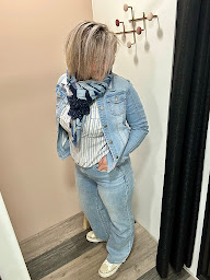 Photo n°3 de La Boutique d'Anisa LBA à Mansle-les-Fontaines (Magasin de vêtements pour femmes)