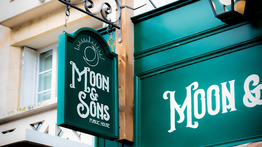 Moon & Sons - Thumbnail