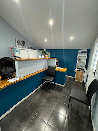 Photo n°5 de Garage d'ANJOU - 1,2,3 AutoService à Versailles (Atelier de réparation automobile)