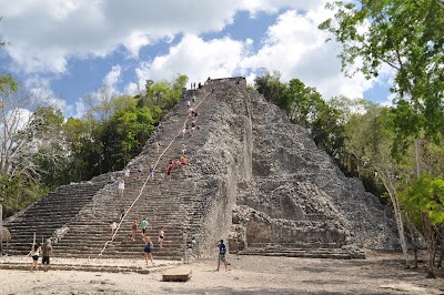 Photos of Cob&aacute;