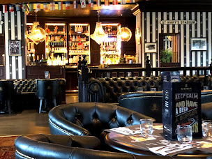 Photo n°16 de Au Bureau - Pub et Brasserie à Audincourt (Bar sportif)