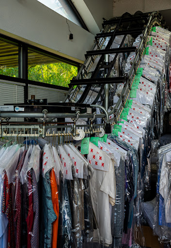 Blue Star Drycleaners - Thumbnail