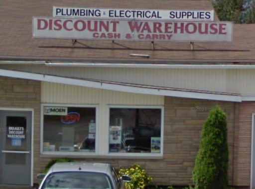 Breault's Discount Warehouse Logo