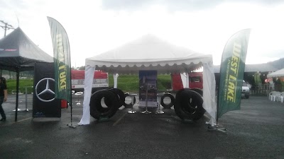 Photos of Texaco station La Carlota