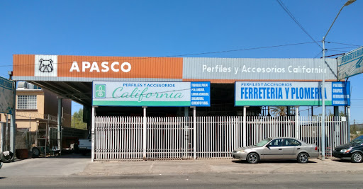 PERFILES Y ACCESORIOS California