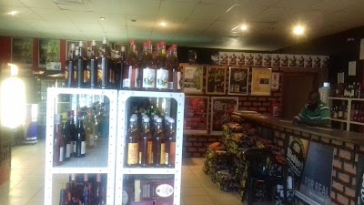 Photos of Max Liquor Store