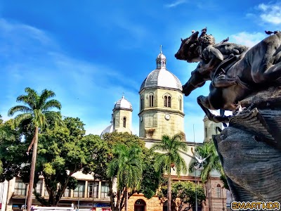 Photos of Bolivar Desnudo
