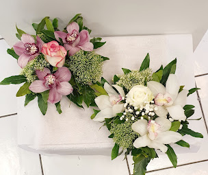 Photo n°31 de Hélios Fleurs Lombez à Lombez (Magasin d'ameublement et de décoration)