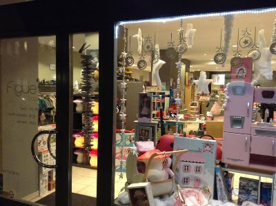Photos of FiGUE bazar // Jeux - Jouets - V&ecirc;tements - D&eacute;coration - D&eacute;guisements