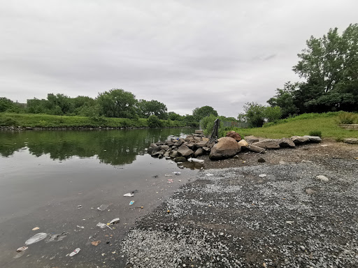 Hunts Point Riverside Park - Thumbnail