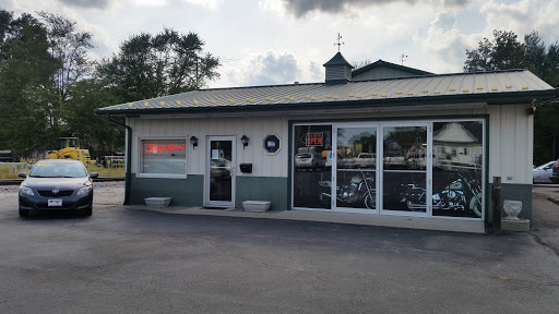 Bessler's Trackside Auto Depot