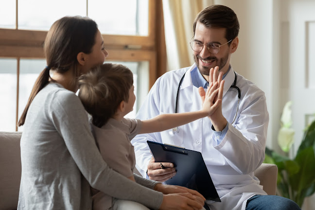 HealthClic Concierge Medicine | Private Doctor Home Visits