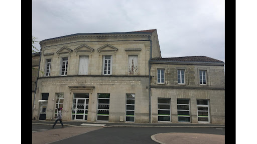 Photo de Piscine à Coutras à Coutras (33230)