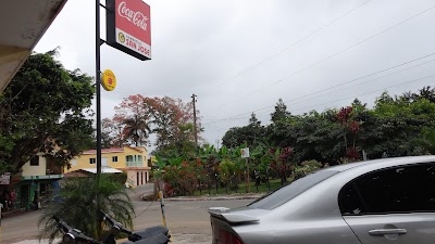 Photos of Comercial San Jos&eacute;